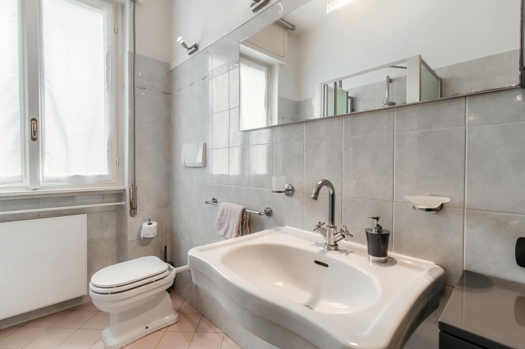 Vista Lario Apartment - Aqua Apartments Чернобио Екстериор снимка