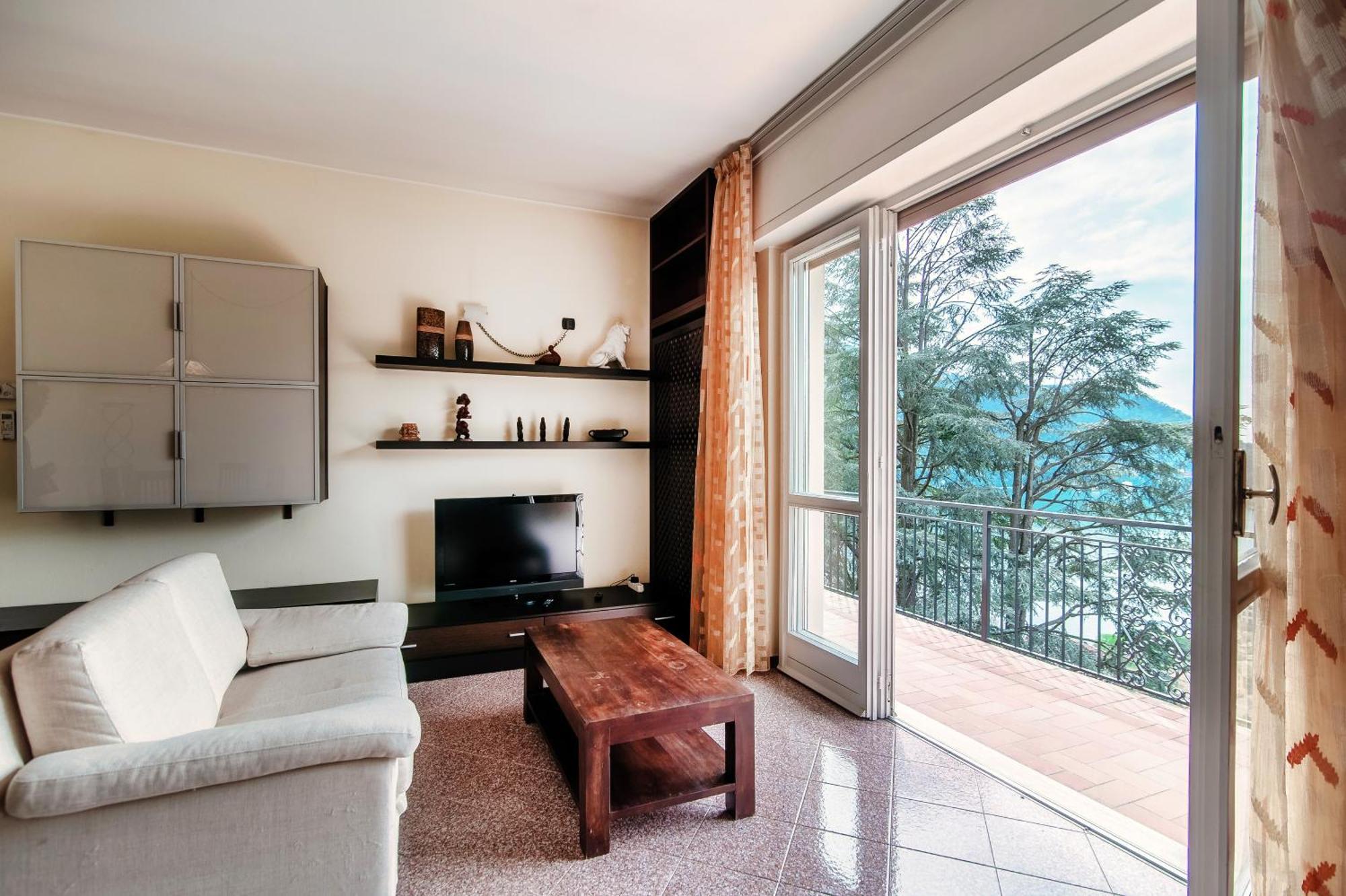 Vista Lario Apartment - Aqua Apartments Чернобио Екстериор снимка