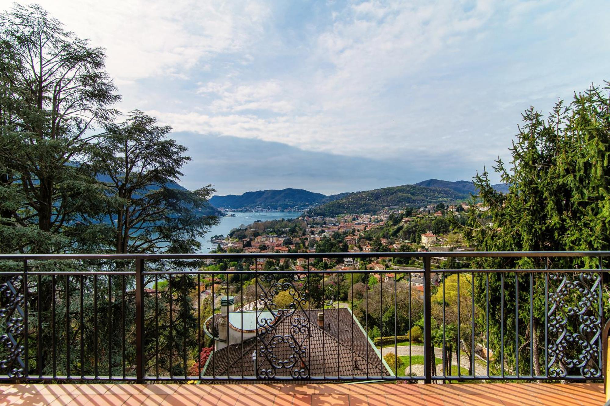 Vista Lario Apartment - Aqua Apartments Чернобио Екстериор снимка